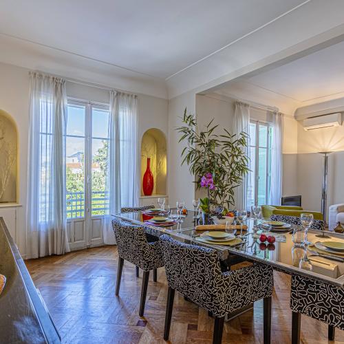 VICTOR HUGO · Magnifique Appartement - Vue dégagée sur jardin