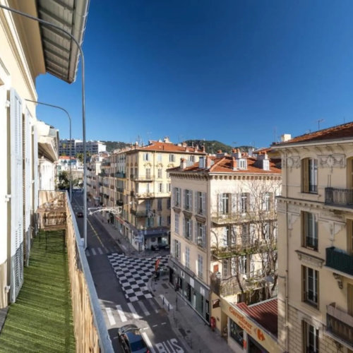 GIOFFREDO 14 - Appartement Spacieux avec Balcon