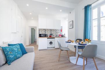 BUFFA 55 - A COTE DU NEGRESCO - APPARTEMENT REFAIT A NEUF