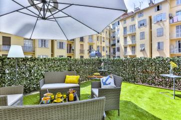 BAQUIS - Grande Terrasse - Superbe Studio - Climatisation