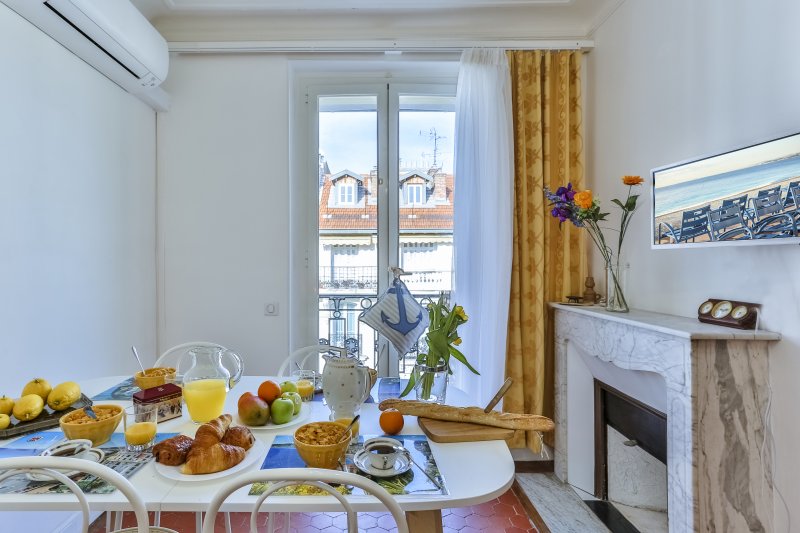 BUFFA 515 - 1 bedroom apartment near the beach - Balcony - A/C