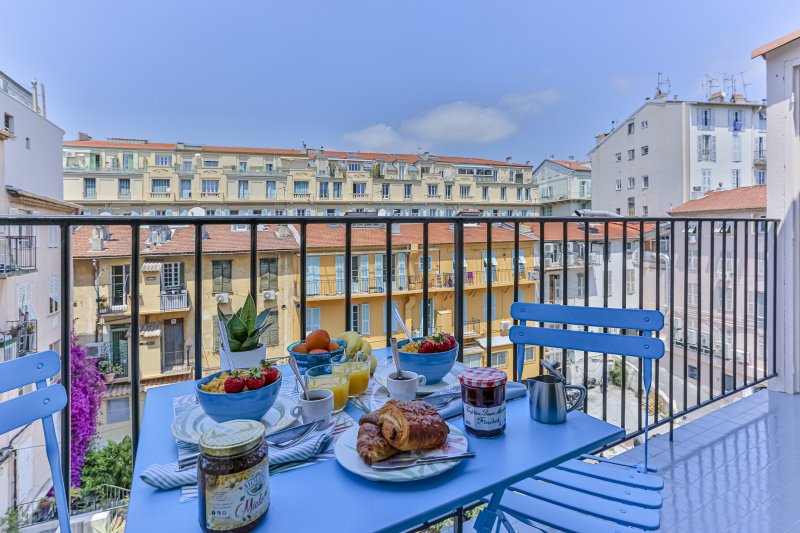 MASSENA COURS - 1 bedroom apartment - Terrace - Pedestrian area