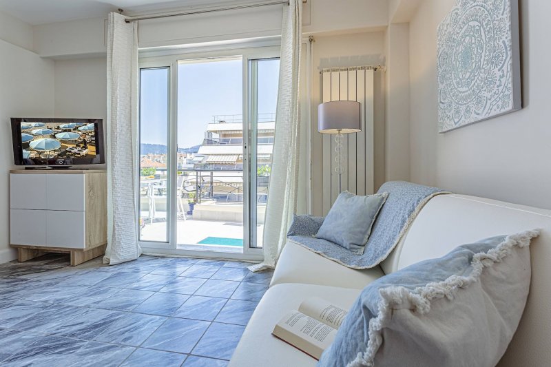 MASSENET - 100 meters from the beach - Terrace - Sea View