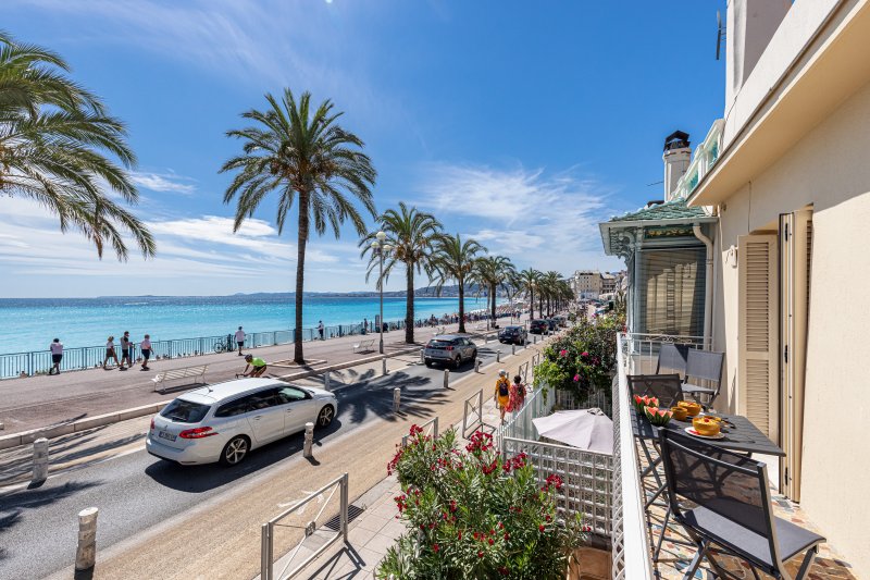 Ponchette - Rare Independent House - Promenade Des Anglais!