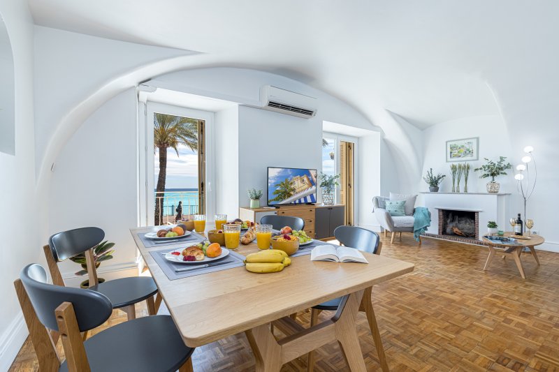 Ponchette - Rare Independent House - Promenade Des Anglais!