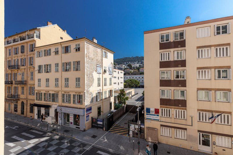 STALINGRAD 32 - Joli appartement - Port de Nice