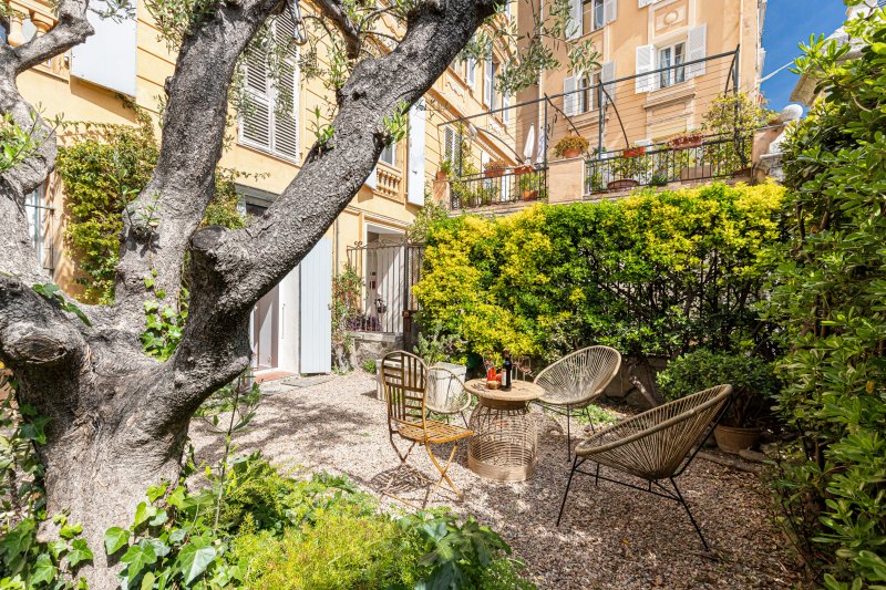 PONCHETTE 17 - Magnifique appartement avec Jardin - 30m de la mer