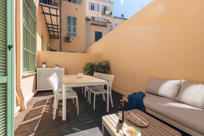 GUBERNATIS - Duplex avec terrasse - Centre ville