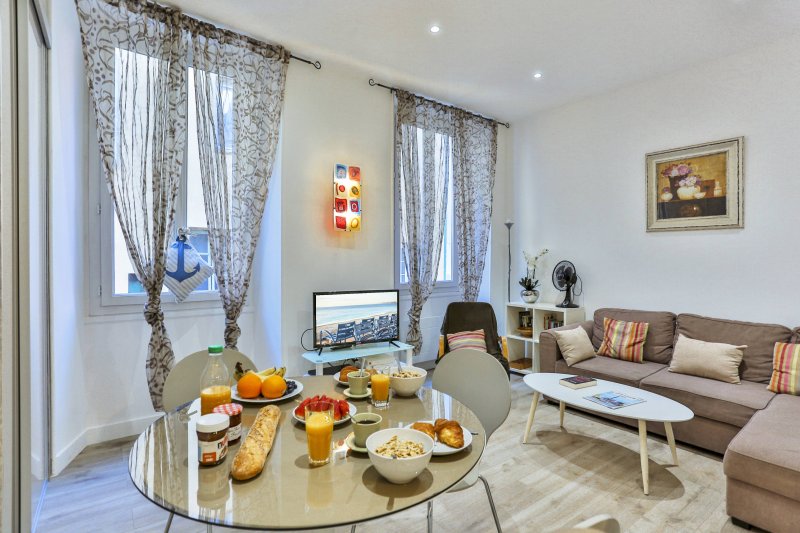 BARILLERIE · Charmant 2 pièces au coeur de la vieille ville